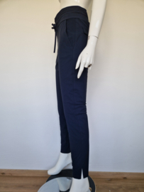 Studio Anneloes pantalon. Maat S. Donkerblauw