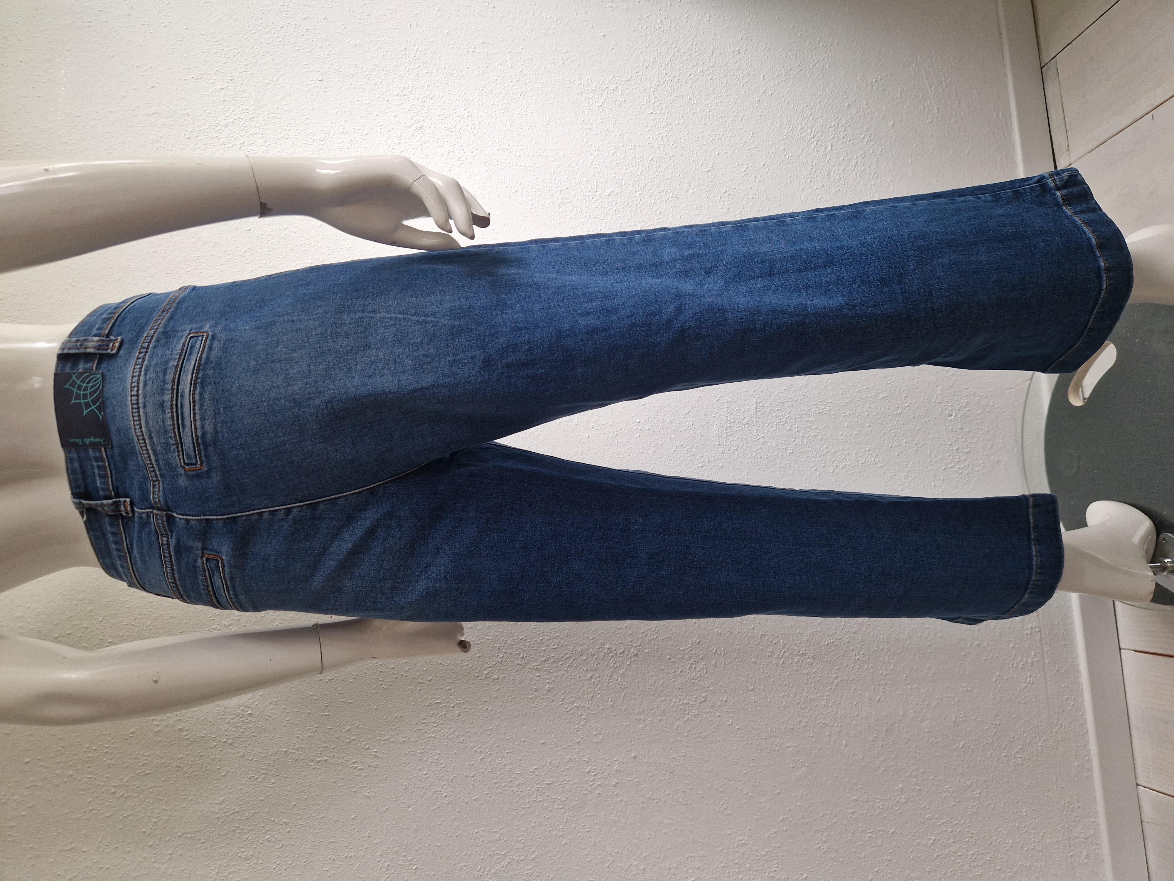 Tranquillo cropped jeans met wijde pijpen. Maat 40. Blauw.