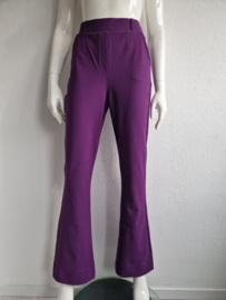 Studio Anneloes flared pantalon. Maat S. Paars/travelstof.