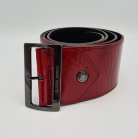 Claudio Ferrici riem. 90 cm. Rood/lakleer.