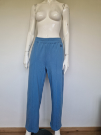 ZILCH Amsterdam sweatpants lichtblauw. Maat 38
