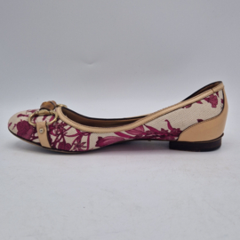 Gucci ballerina's. Maat 36,5. Crème/roze./bloemenprint