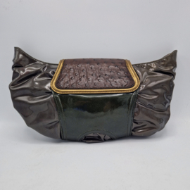 Pauric Sweeney clutch. Olijfgroen/bruinlakleer.