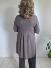 Tinde vestjas. Maat M. Taupe.