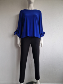 Joseph Ribkoff top. Maat 38/40. Koningsblauw.