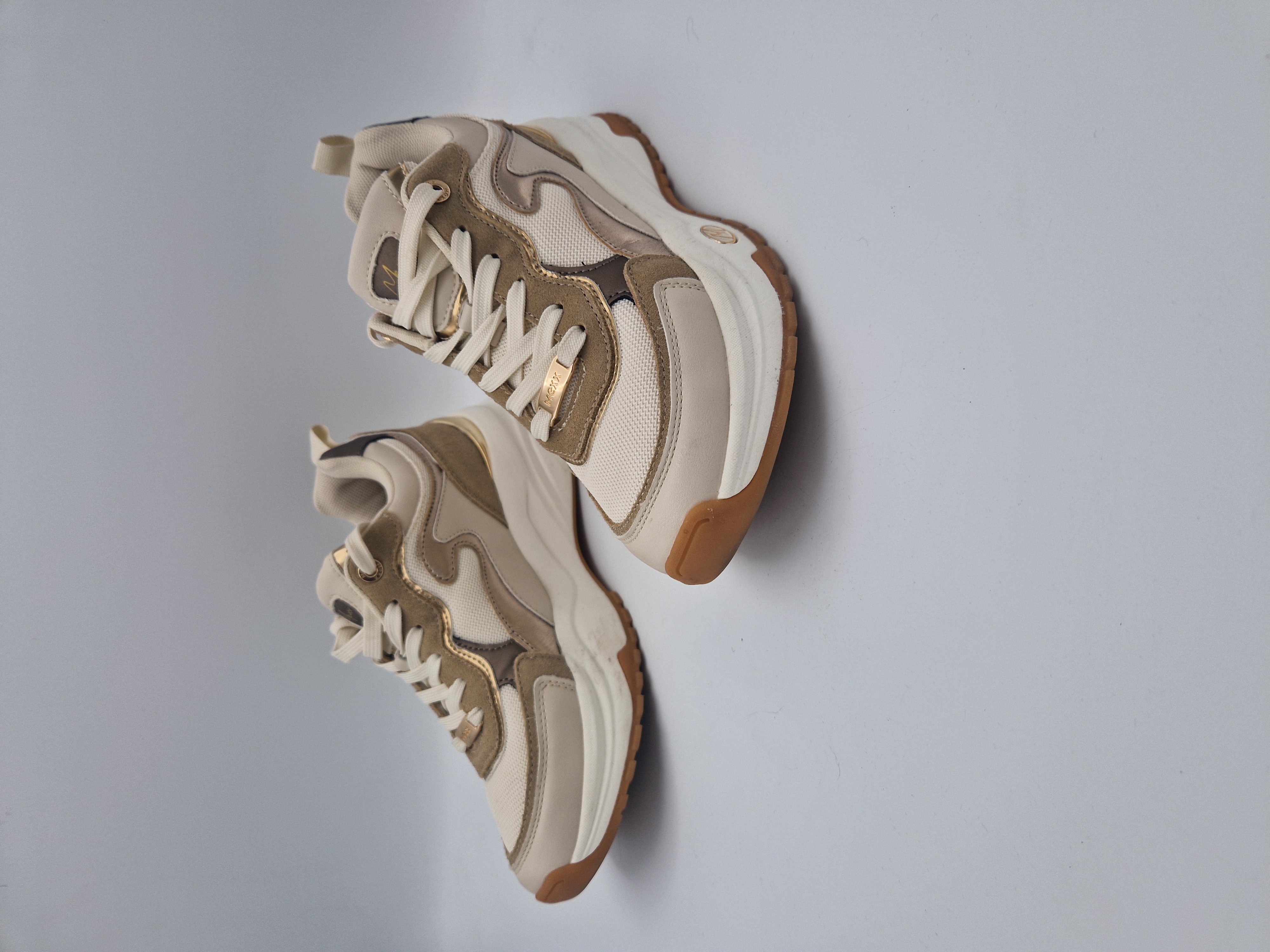 Mexx Palma Ora sneakers. Maat 38,5. Beige