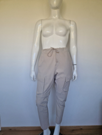 Penn & Ink cargo pantalon. Maat 44. Beige.