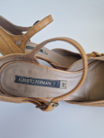 Alberto Fermani leren pumps met bloem. Maat 37