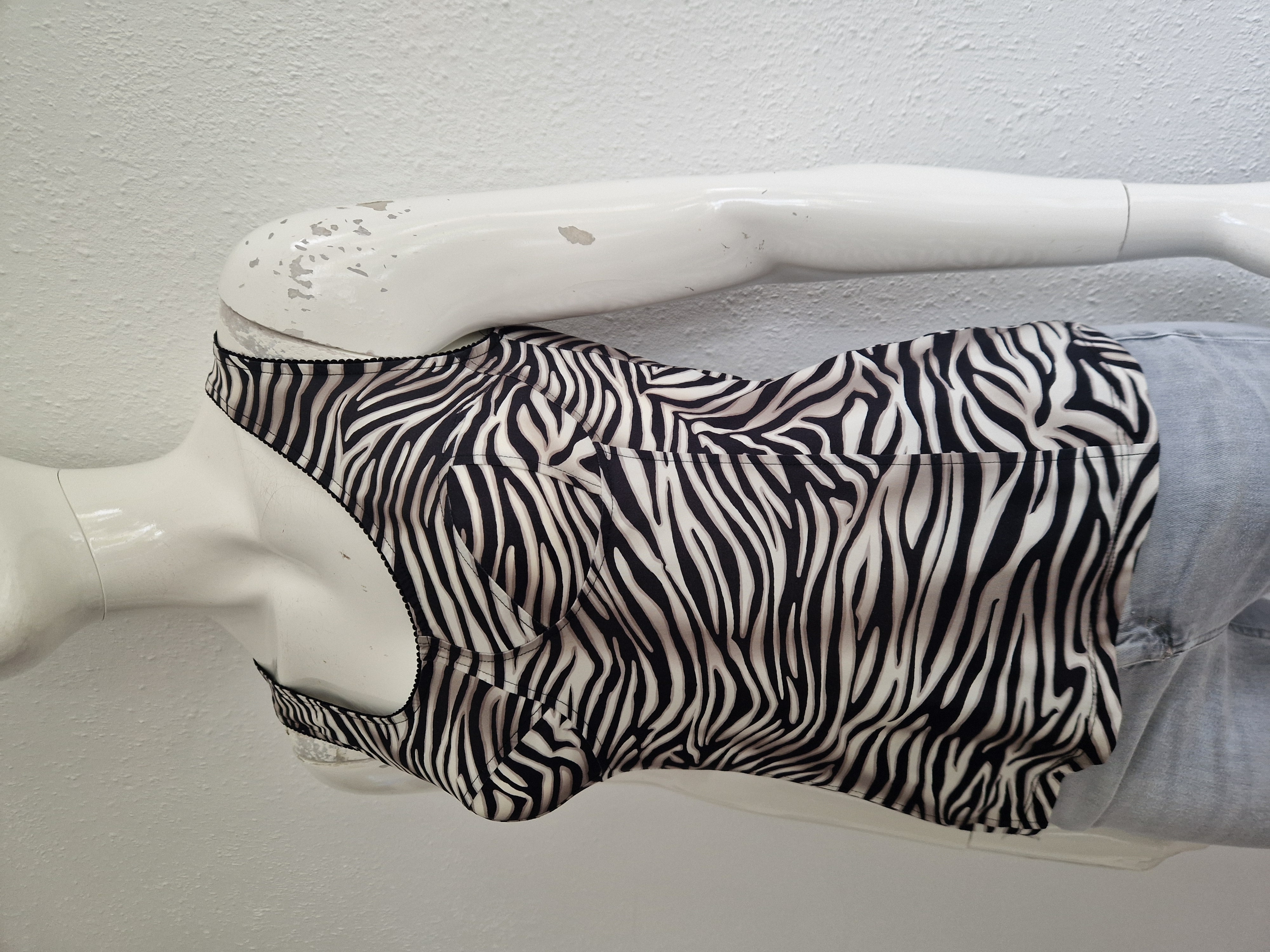 Indies top. Maat 3, Zebraprint/travelstof.