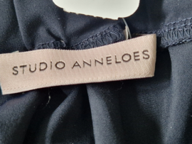 Studio Anneloes pantalon. Maat M. Donkerblauw/travelstof.