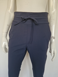Studio Anneloes pantalon. Maat S. Donkerblauw