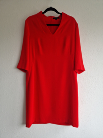 Comma jurk. Maat 36/38. Rood.