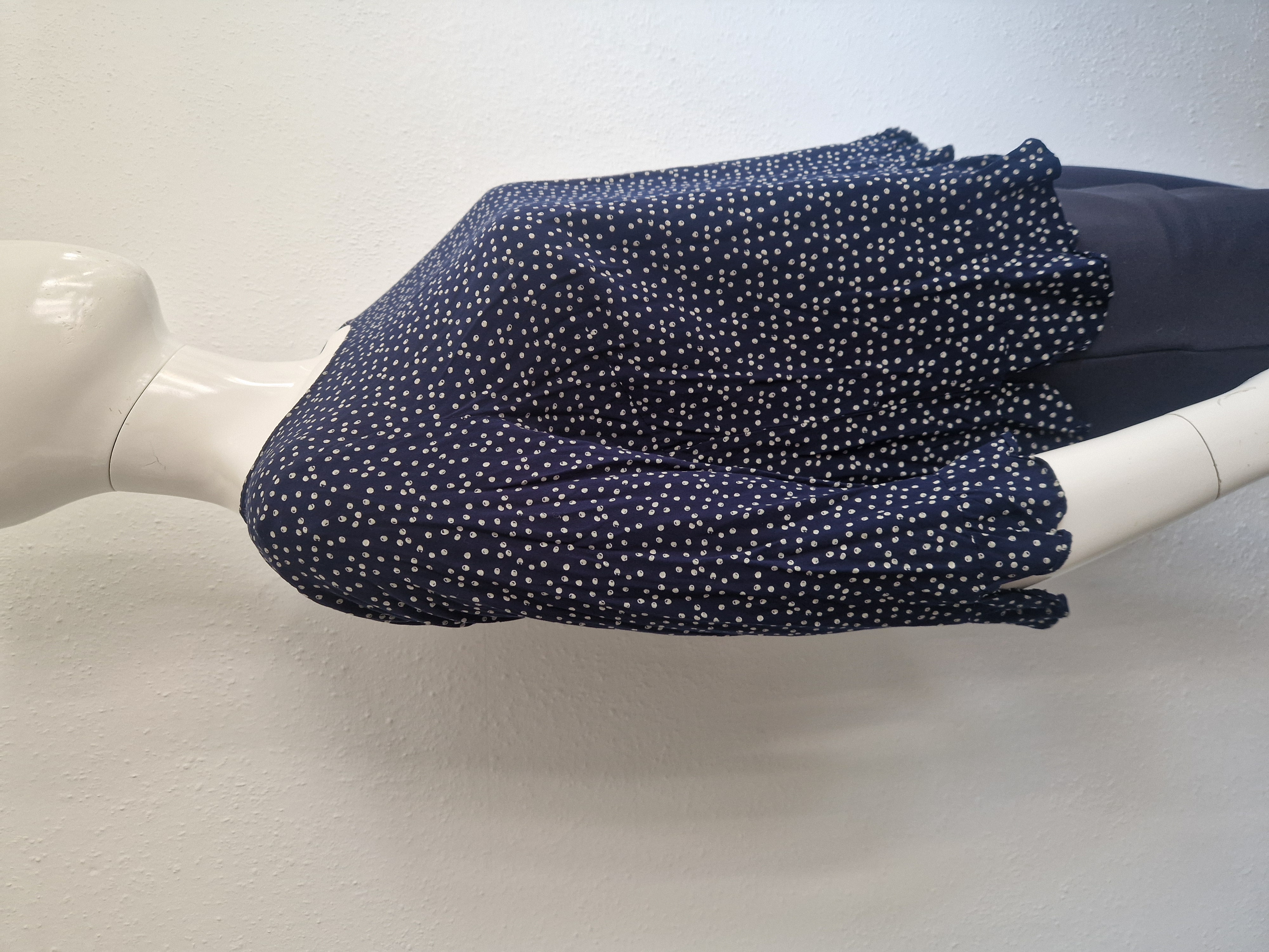 Opus top. Maat 38. Donkerblauw.