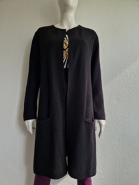 Sibin Linnebjerg vest. Maat L. Zwart/merinowol.