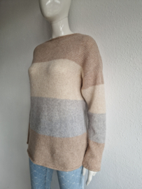 Riani trui. Maat 40, Crème/beige/wol.