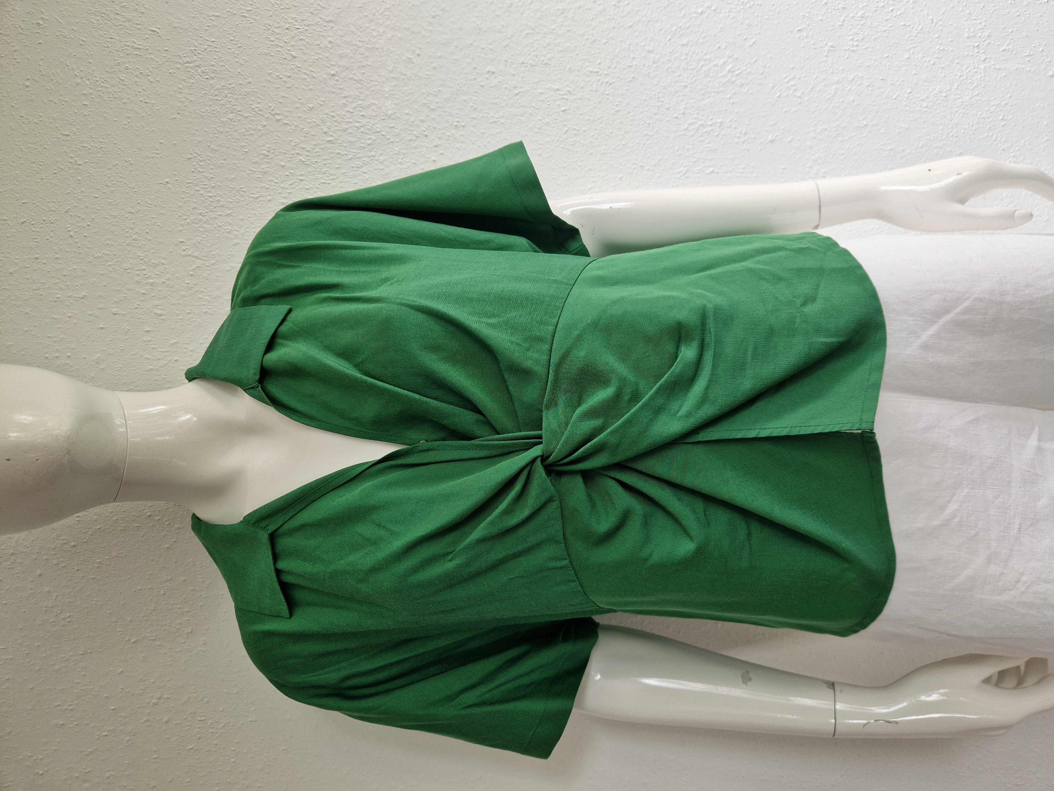Caroline Biss blouse. Maat 40, Smaragdgroen.