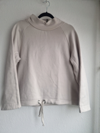 YAYA Women funnel neck sweater. Maat XL. zand/beige