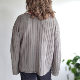 Giulia e Tu trui met V-hals | Maat 44 | Olijfgroen |
