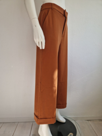 King Louie cropped pantalon. Maat 38, Karamel.