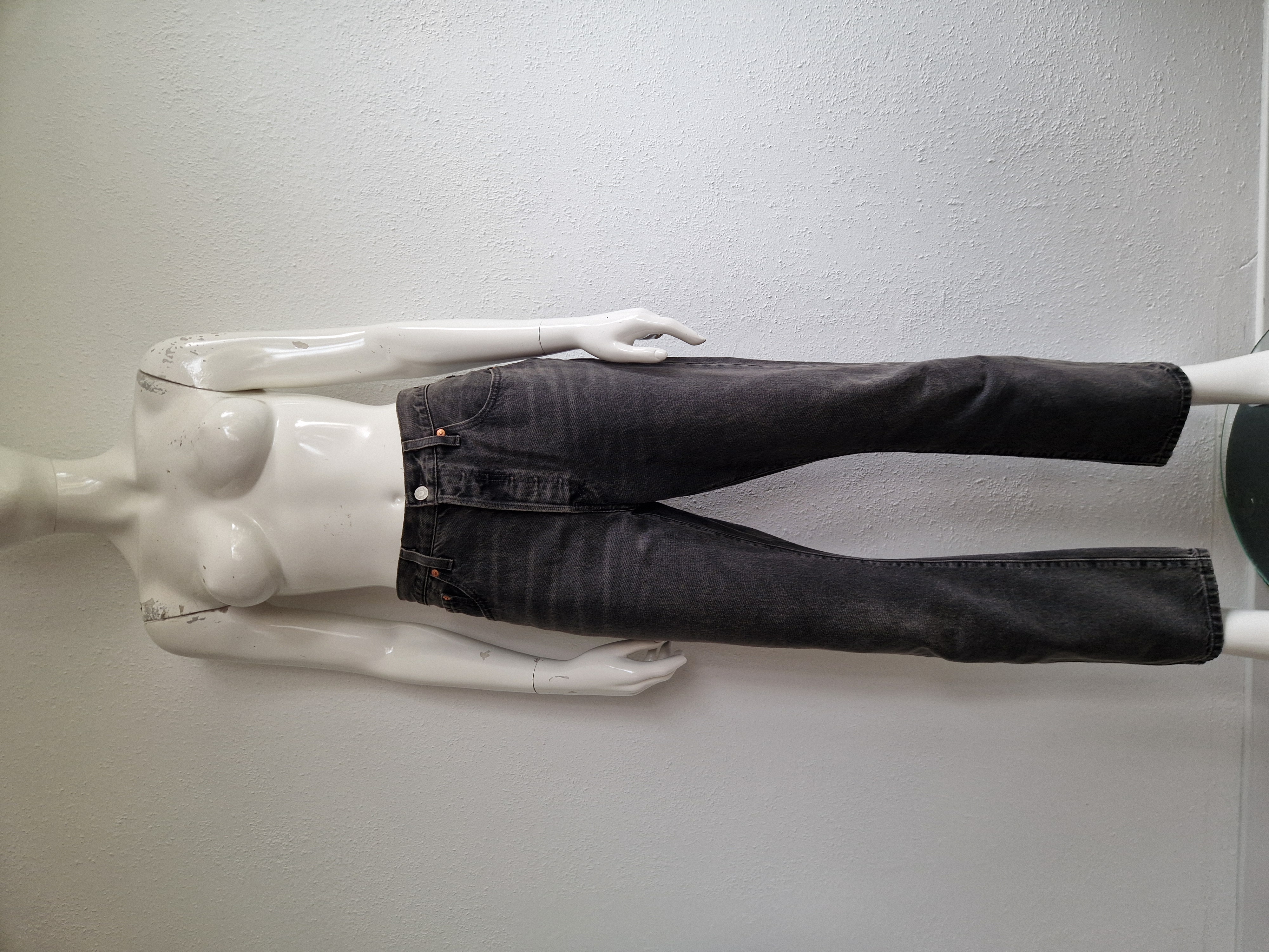 Levi's 501. Maat 31/30, Zwart/grijs.