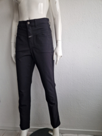 Closed pantalon Pedal Pusher. Maat 38/40, Zwart.