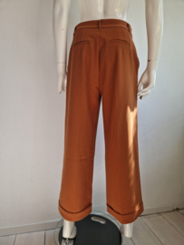 King Louie cropped pantalon. Maat 38, Karamel.