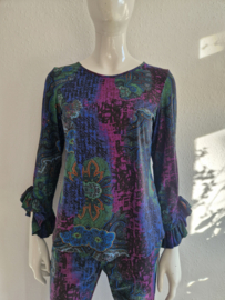 Studio Anneloes top. Maat M. All over print/travelstof.