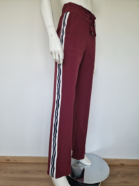 Mi Piace pantalon. Maat M. Bordeaux