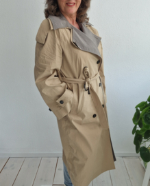 COS trenchcoat. Maat S/M. Beige