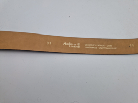 Angelo de Lombardi riem. 80 cm. Zwart/leer.