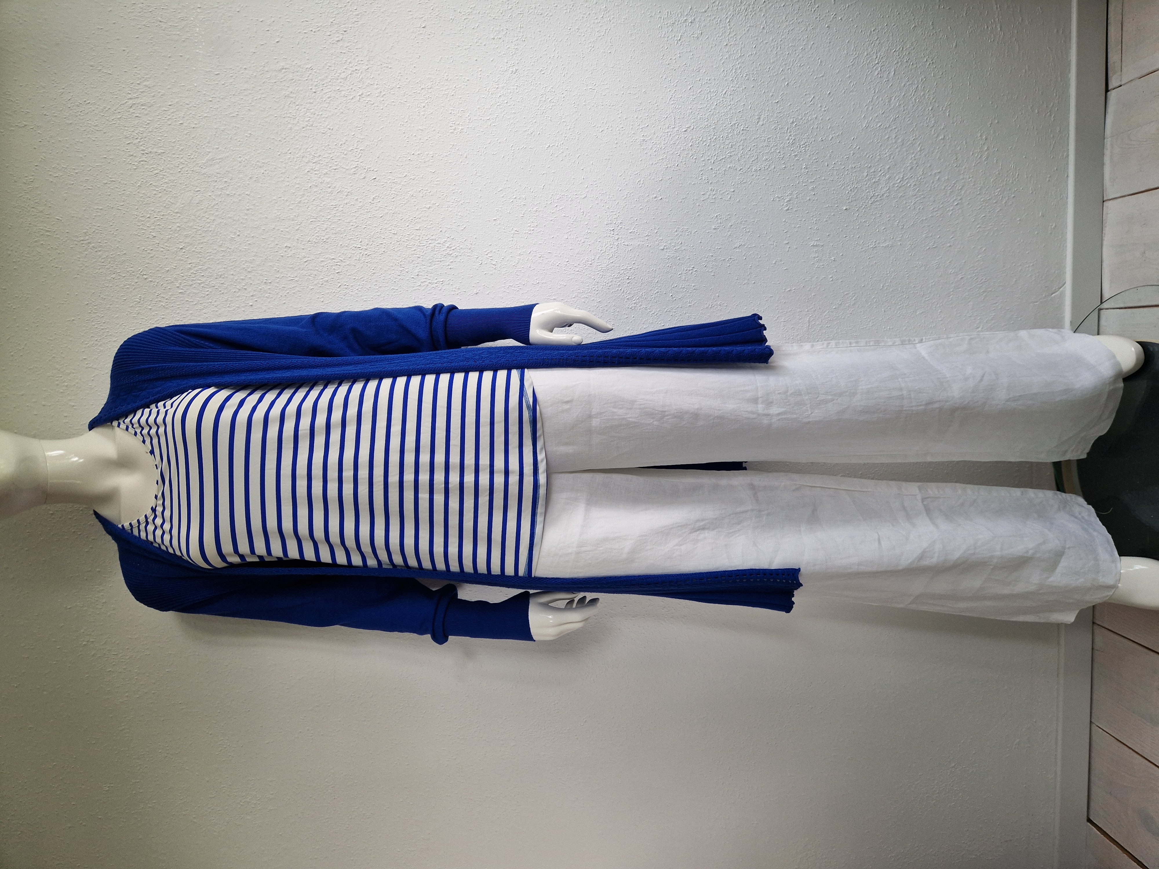 Lien & Giel vest. Maat 36. Kobalt.