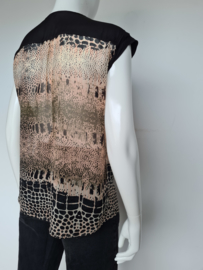 Summum blouse. Mt. 38. Print.