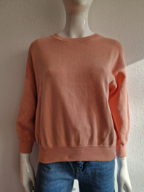 Repeat sweater. Maat 38, Zalm.