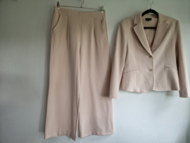 Zilch broekpak. Maat L. Beige.
