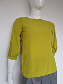 Opus top. Maat 40. Lime.