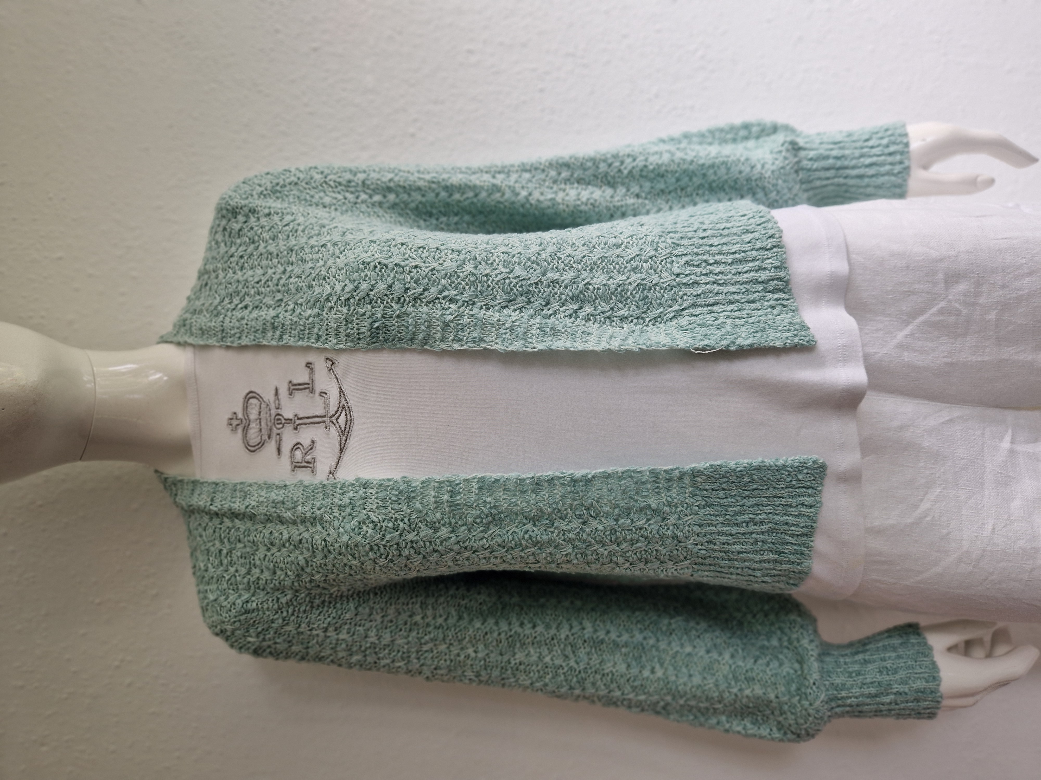 Caroline Biss vest. Maat 40. Zeegroen.