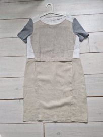 Riani zomerjurk. Maat 40. Beige/linnen.