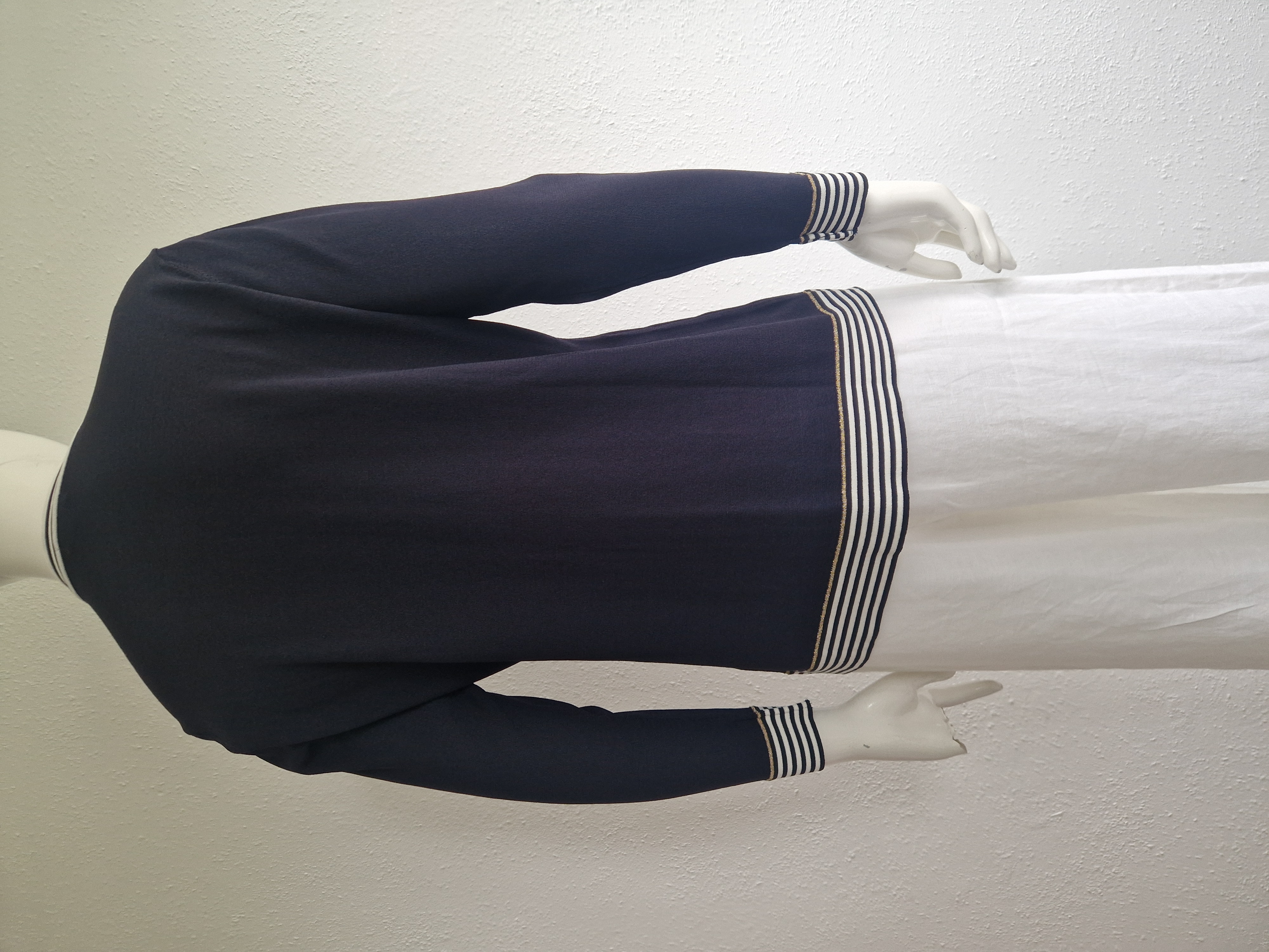 Un Jour Ailleurs vest. Maat 2, Donkerblauw.
