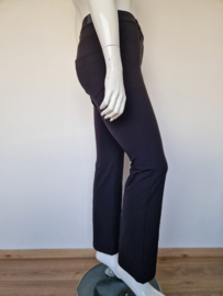 Marc Cain Sports flared pantalon. Maat 4, Zwart