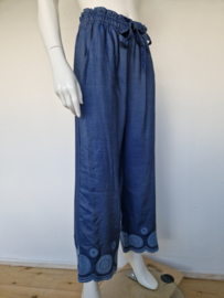 Komodo pantalon Jasmine. Mt. 3, Denimlook.