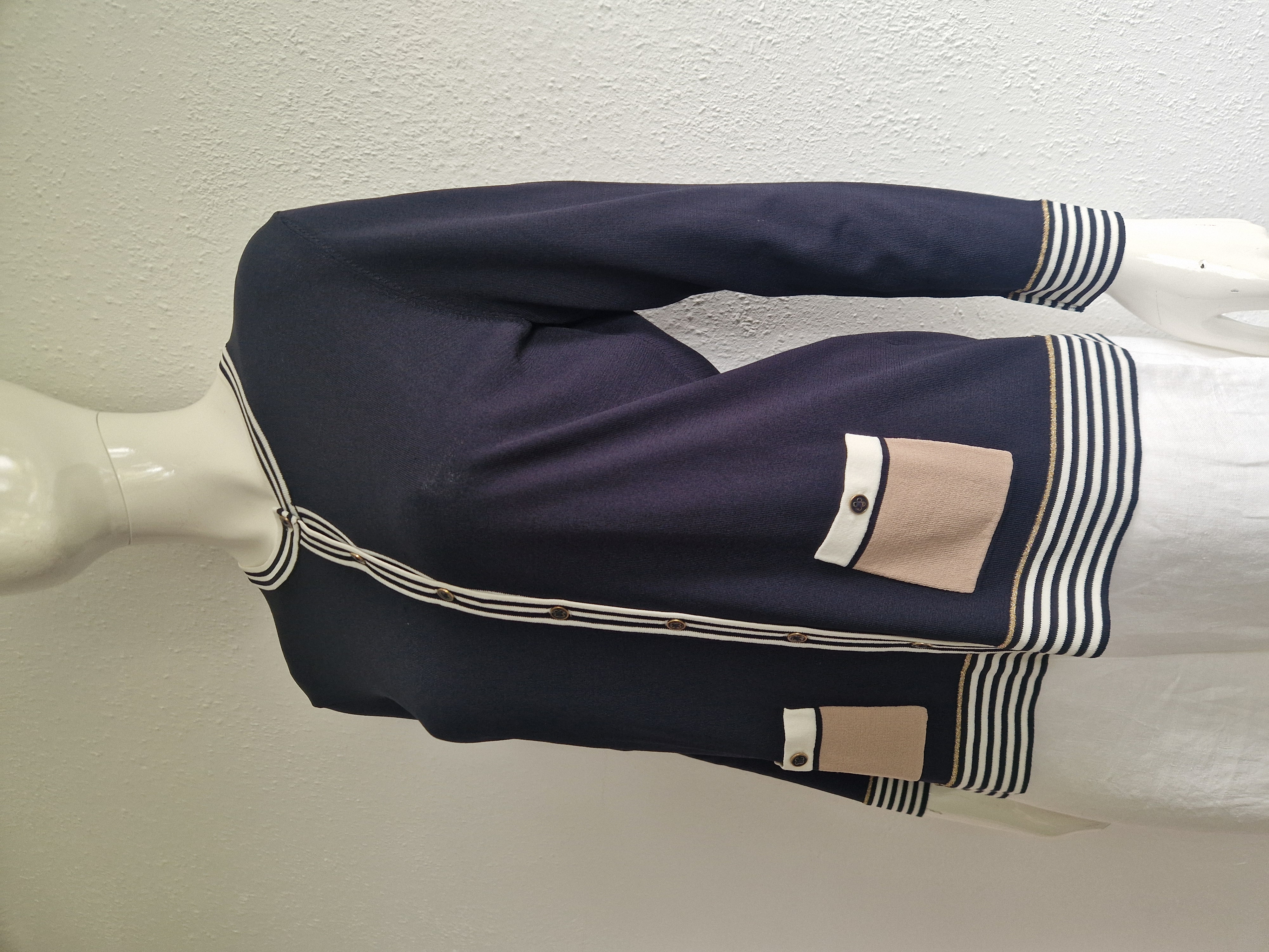 Un Jour Ailleurs vest. Maat 2, Donkerblauw.