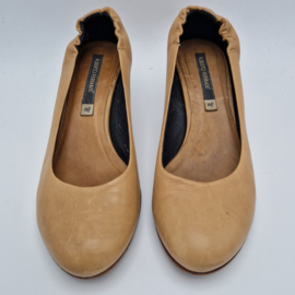 Alberto Fermani leren pumps. Maat 37.5. Camel