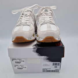 Premiata Mased sneakers wit. Maat 39.