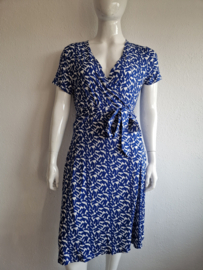 Claudia Sträter wikkeljurk. Maat 44, Blauw/wit.