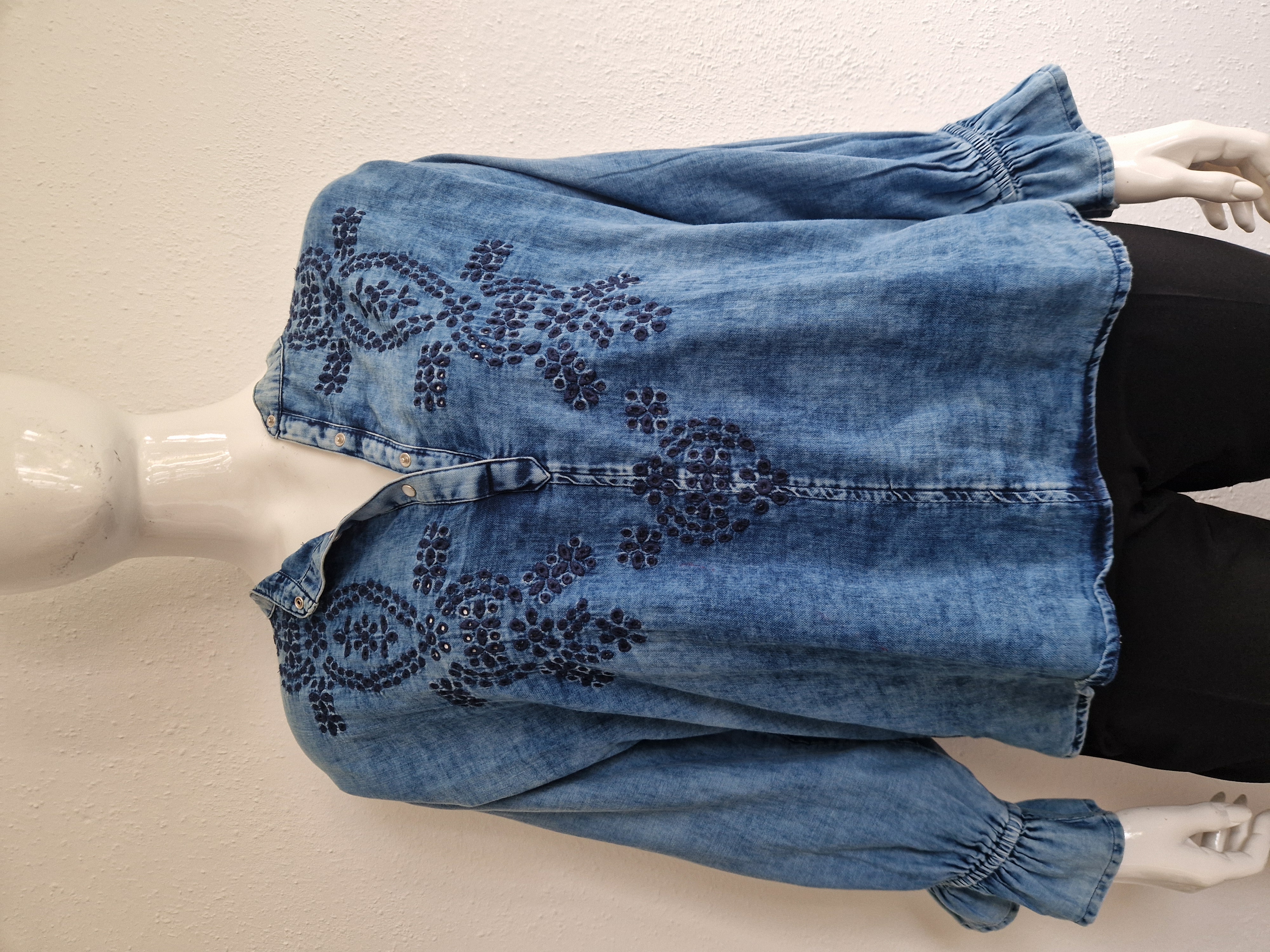 Summum Blue Daze blouse. Maat 42. Blauw.