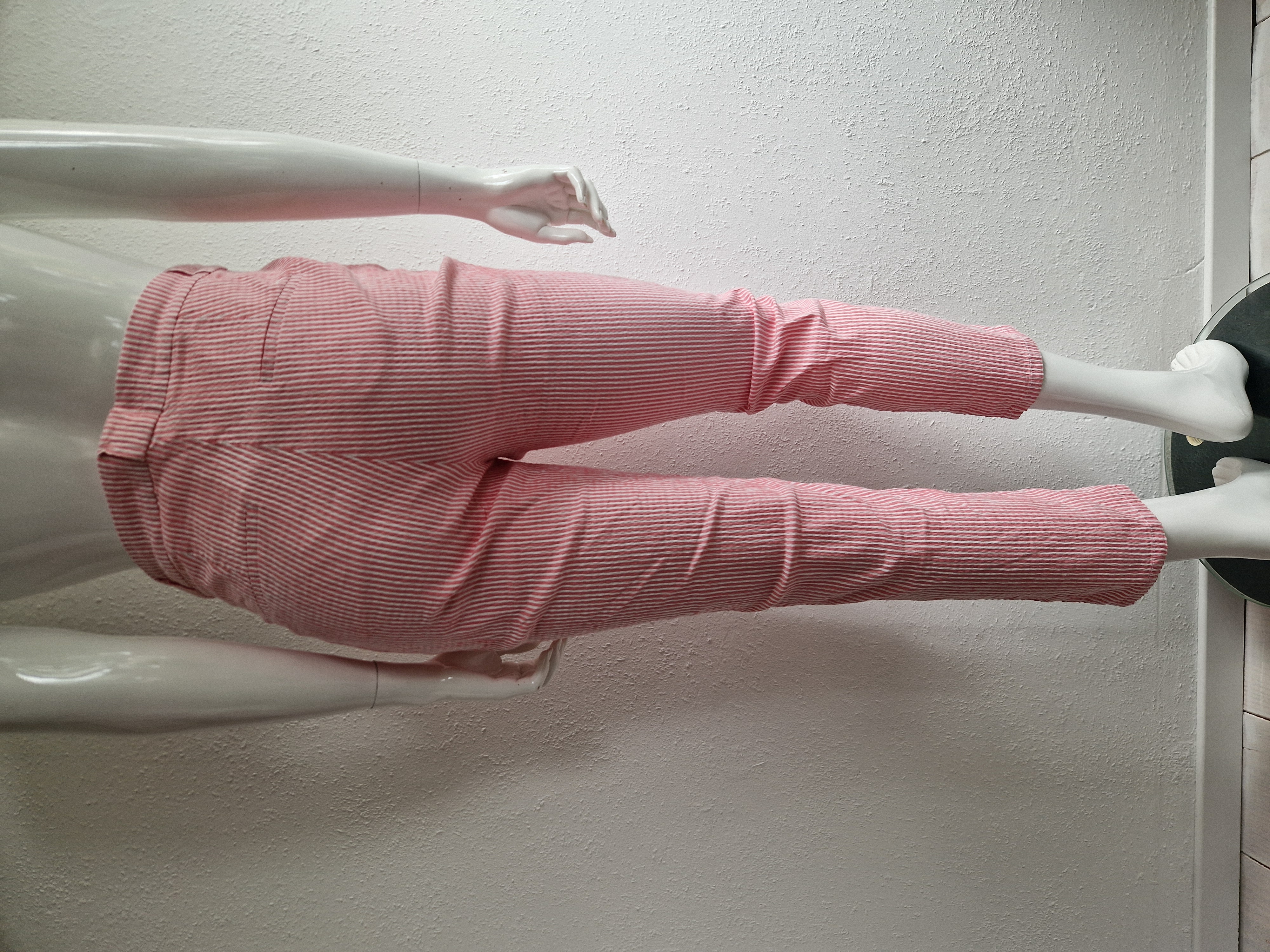 Brax pantalon. Maat 42, Roze/wit gestreept.