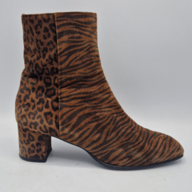 Lilian enkellaarsjes. Maat 41. Cognac/zebraprint.