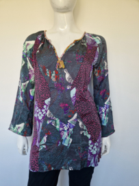 Custo Barcelona tuniek. Maat M. All over print.