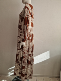 Milano Italy maxi dress. Maat 40/42. Bruin/crème.