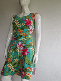 Lien & Giel set (rok en top). Maat L. Mint/print.